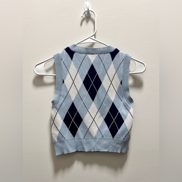 Garage Argyle Cropped Sweater Vest - Picture 2 of 5